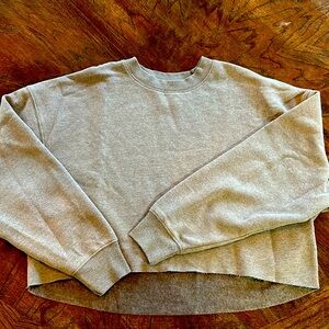 Cropped Sweatshirt